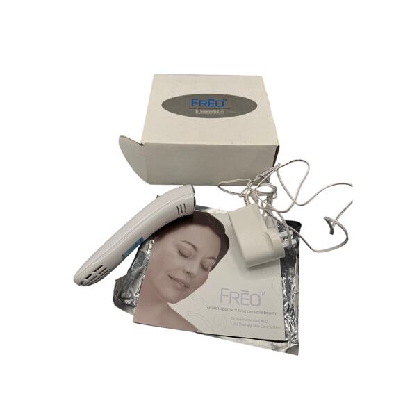 FREO Other - 🧊 FREO Cold Therapy Facial Skin Care System Boxed Beauty Device Spa Tool Kit